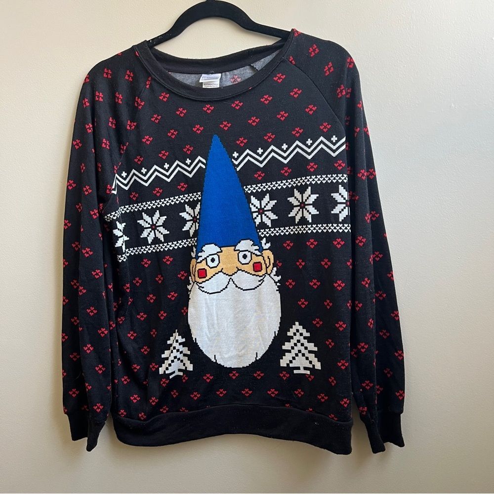 Freeze black and red Christmas Gnome crew neck sweater Size M